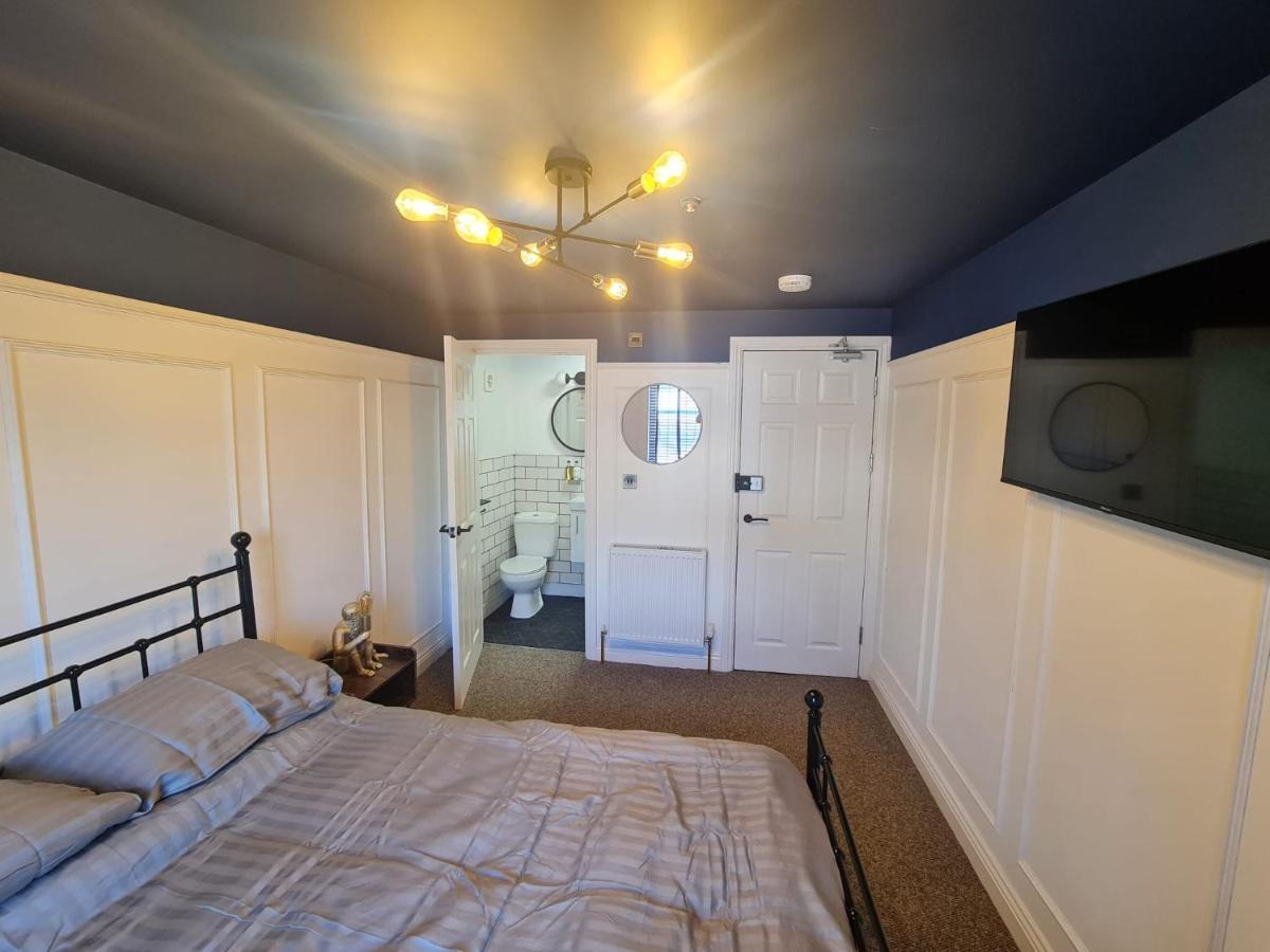 Lombard House - Boutique Hotel By Tifa Stays Swansea Bagian luar foto