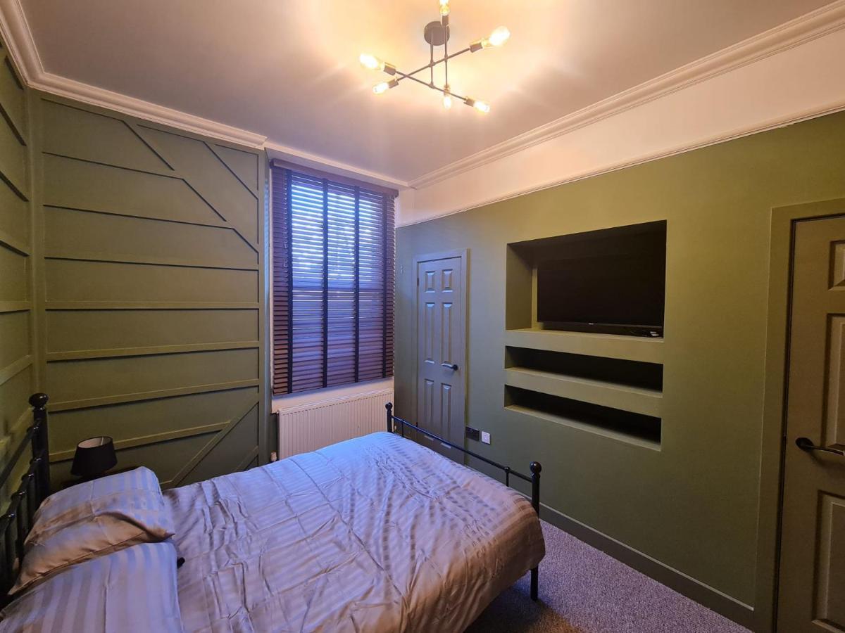 Lombard House - Boutique Hotel By Tifa Stays Swansea Bagian luar foto