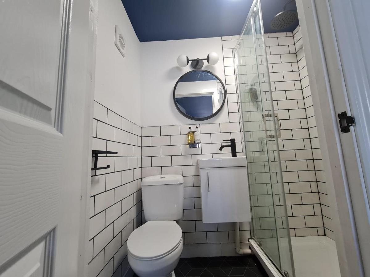 Lombard House - Boutique Hotel By Tifa Stays Swansea Bagian luar foto