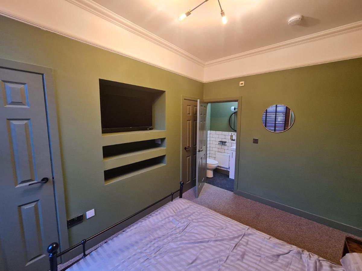 Lombard House - Boutique Hotel By Tifa Stays Swansea Bagian luar foto